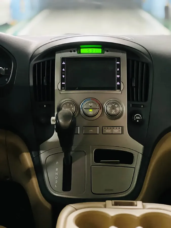 2011 Hyundai H-1 Wagon 2.4L 173HP L4 4AT,autocango,china used car exporter,china ev exporter,chinese used car exporter,chinese used ev exporter