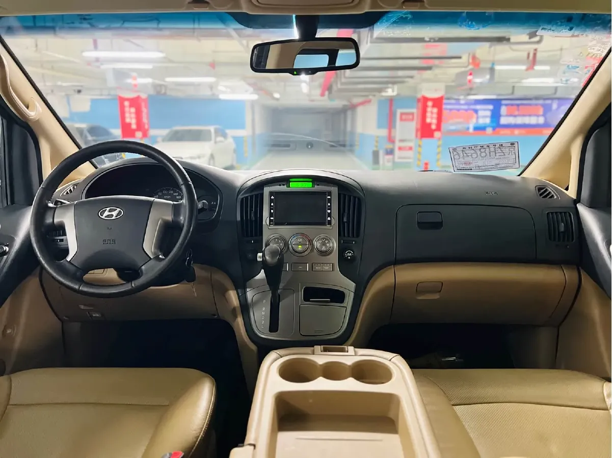 2011 Hyundai H-1 Wagon 2.4L 173HP L4 4AT,autocango,china used car exporter,china ev exporter,chinese used car exporter,chinese used ev exporter