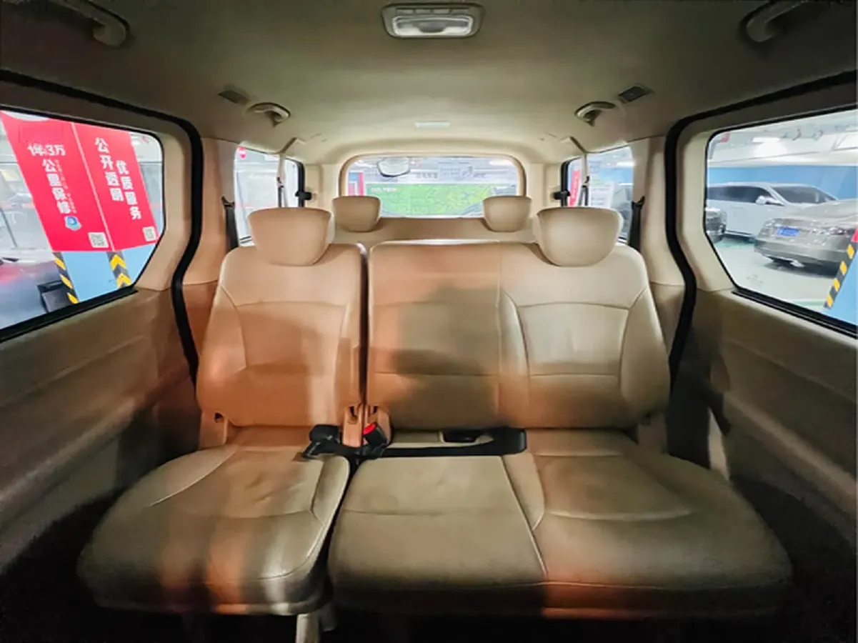 2011 Hyundai H-1 Wagon 2.4L 173HP L4 4AT,autocango,china used car exporter,china ev exporter,chinese used car exporter,chinese used ev exporter