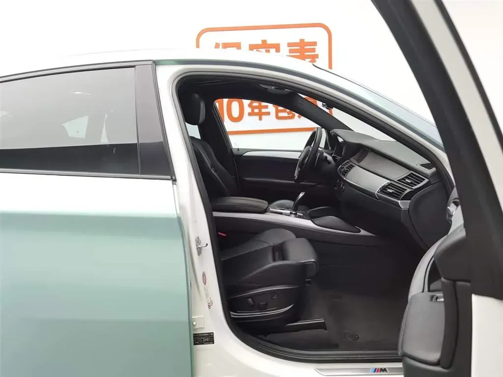 2010 BMW X6 M 4.4T 555HP V8 6AT,autocango,china used car exporter,china ev exporter,chinese used car exporter,chinese used ev exporter