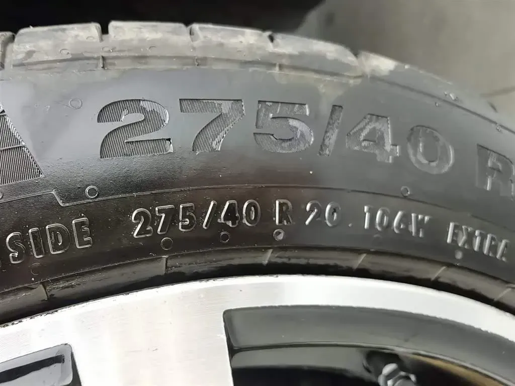 2010 BMW X6 M 4.4T 555HP V8 6AT,autocango,china used car exporter,china ev exporter,chinese used car exporter,chinese used ev exporter