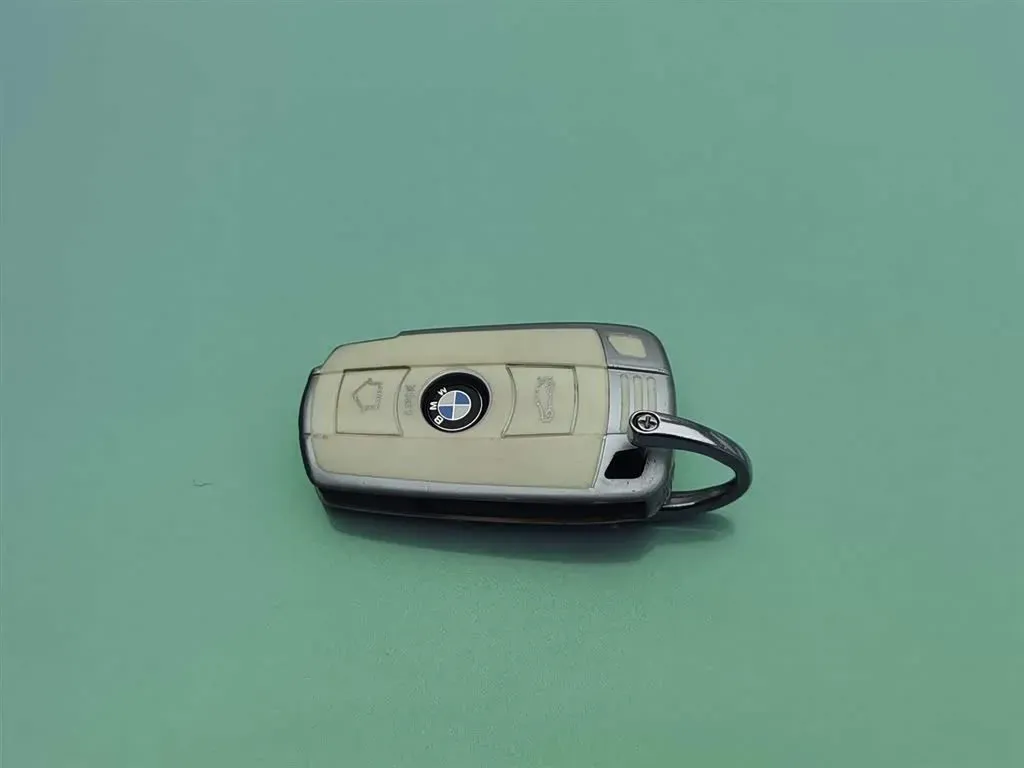 2010 BMW X6 M 4.4T 555HP V8 6AT,autocango,china used car exporter,china ev exporter,chinese used car exporter,chinese used ev exporter