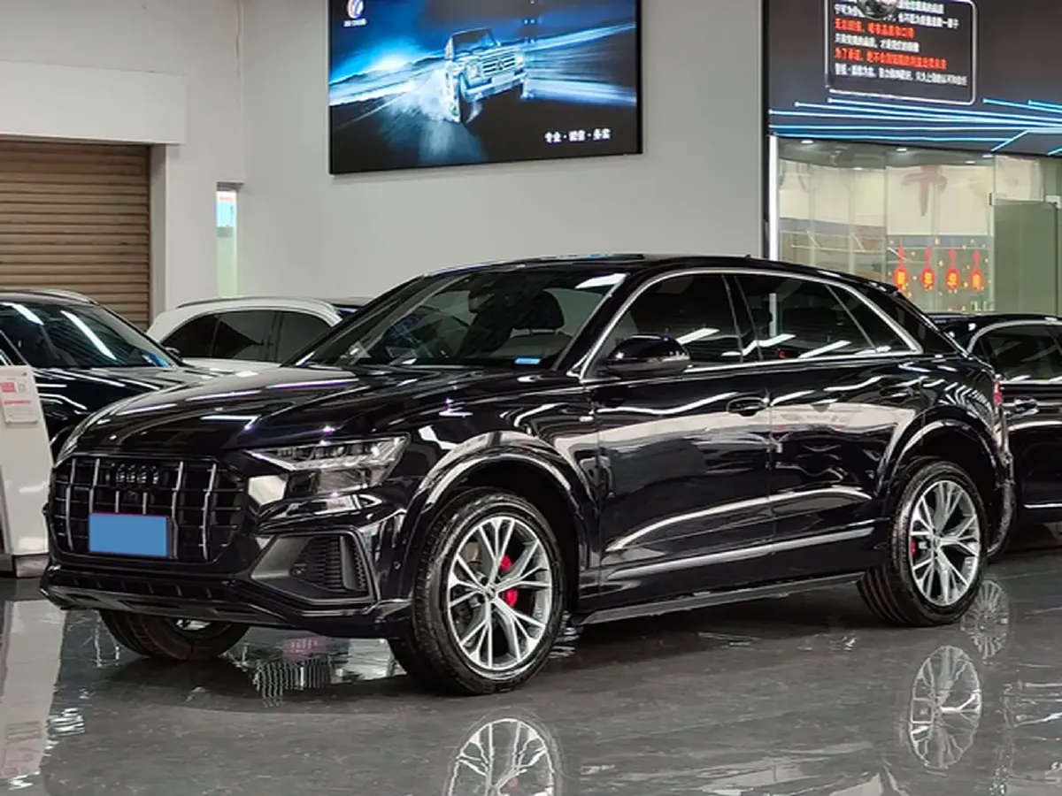 2021 Audi Q8 3.0T 340HP V6 8AT,autocango,china used car exporter,china ev exporter,chinese used car exporter,chinese used ev exporter
