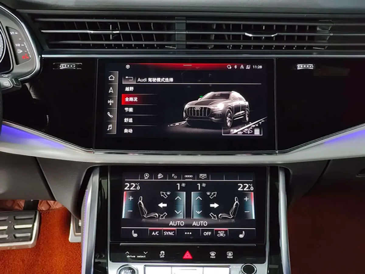 2021 Audi Q8 3.0T 340HP V6 8AT,autocango,china used car exporter,china ev exporter,chinese used car exporter,chinese used ev exporter