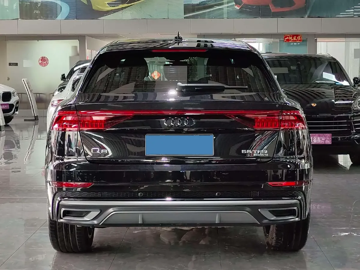 2021 Audi Q8 3.0T 340HP V6 8AT,autocango,china used car exporter,china ev exporter,chinese used car exporter,chinese used ev exporter