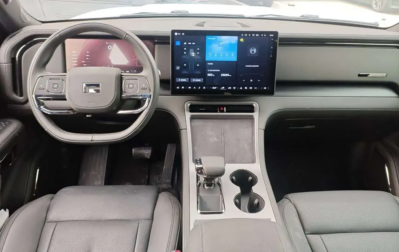 2023 ROX 01 1.5T 152HP L4 REEV 56.01KWH,autocango,china used car exporter,china ev exporter,chinese used car exporter,chinese used ev exporter