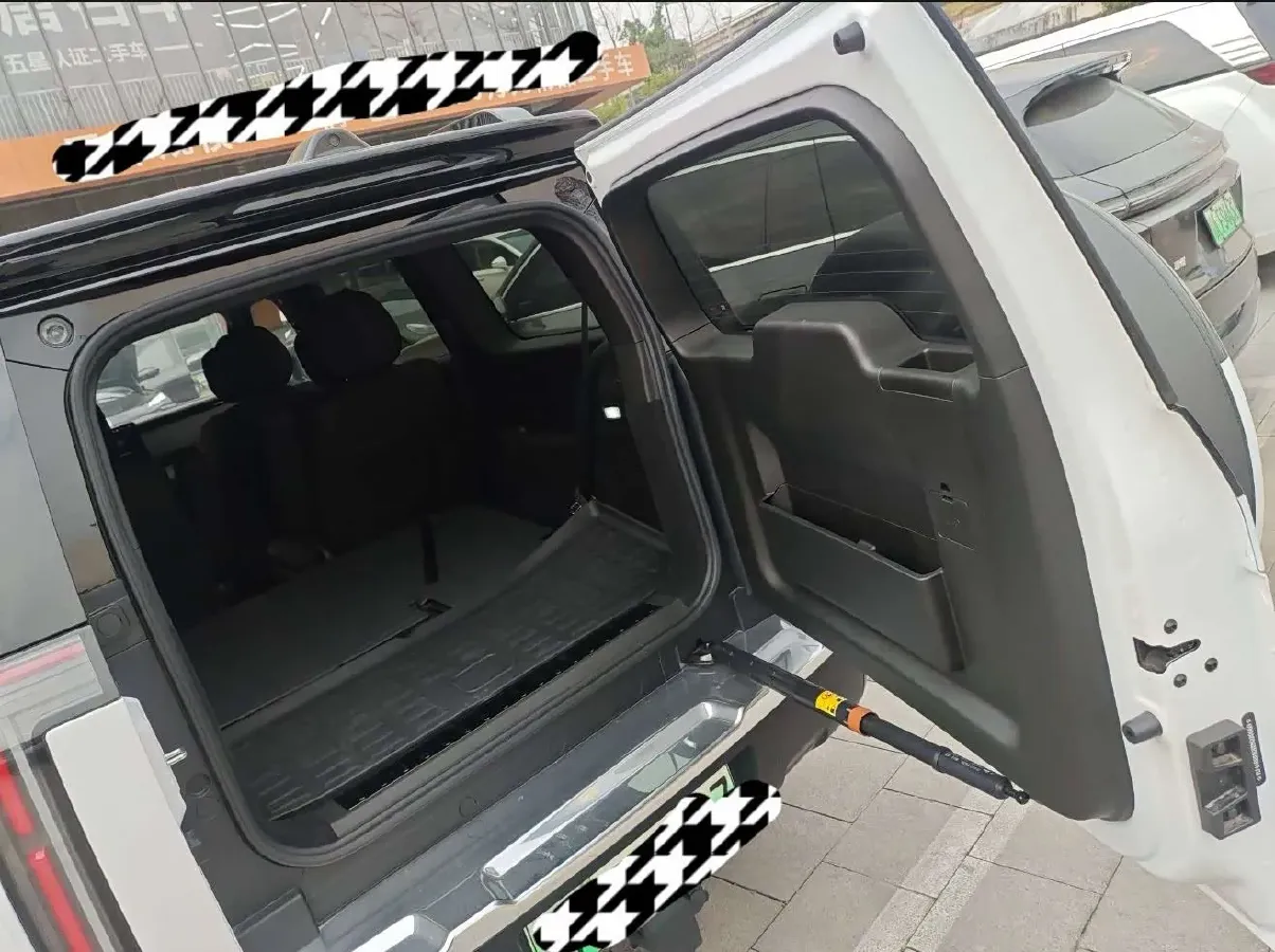 2023 ROX 01 1.5T 152HP L4 REEV 56.01KWH,autocango,china used car exporter,china ev exporter,chinese used car exporter,chinese used ev exporter