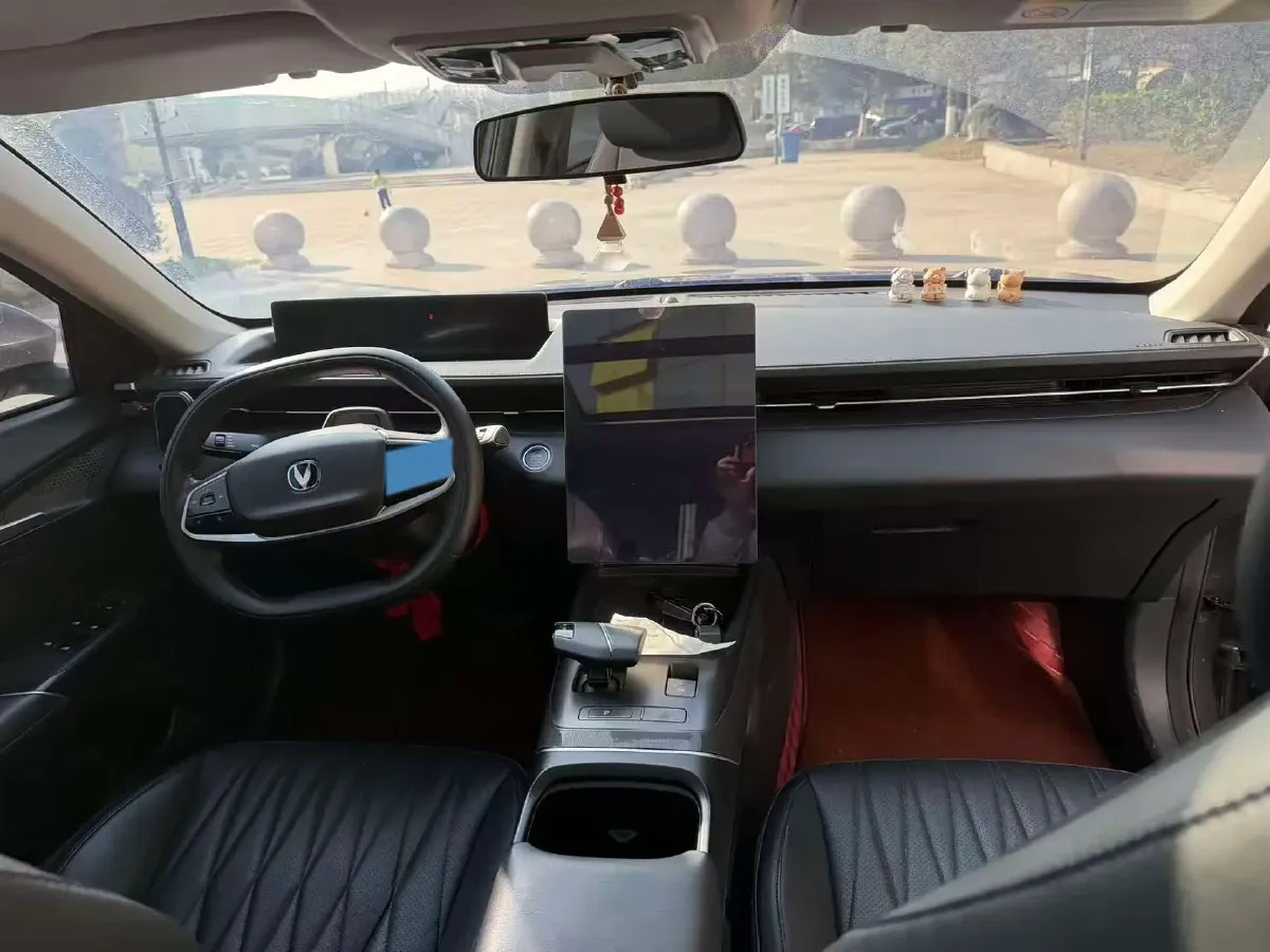 2023 ChangAn Lamore 1.5T 170HP L4 7DCT,autocango,china used car exporter,china ev exporter,chinese used car exporter,chinese used ev exporter