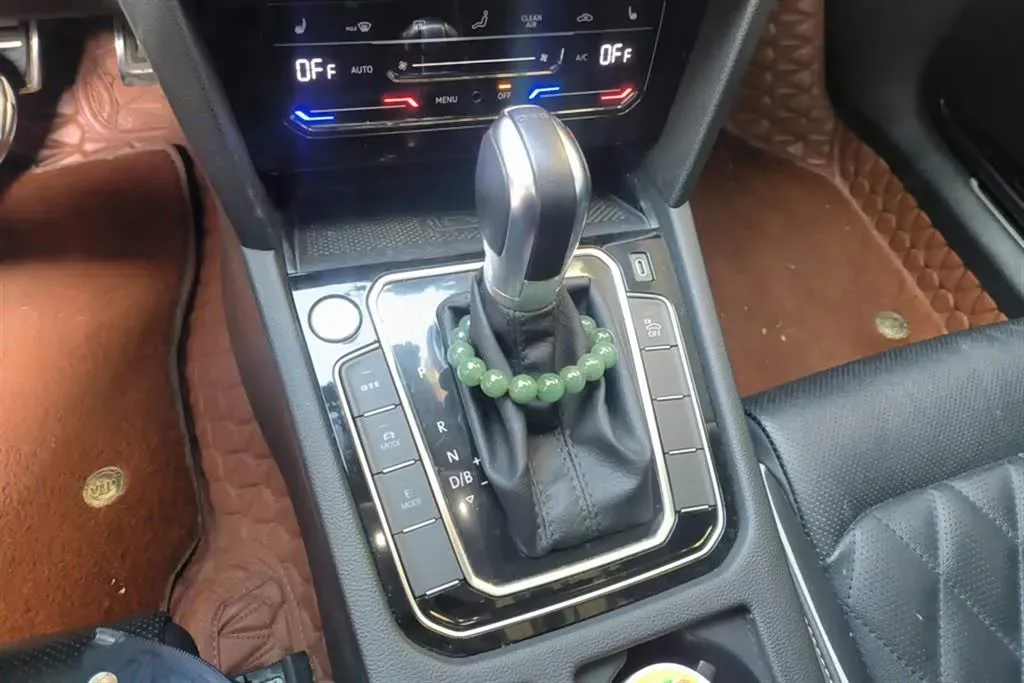 2022 Volkswagen Magotan GTE 1.4T 150HP L4 6DCT PHEV 13KWH,autocango,china used car exporter,china ev exporter,chinese used car exporter,chinese used ev exporter