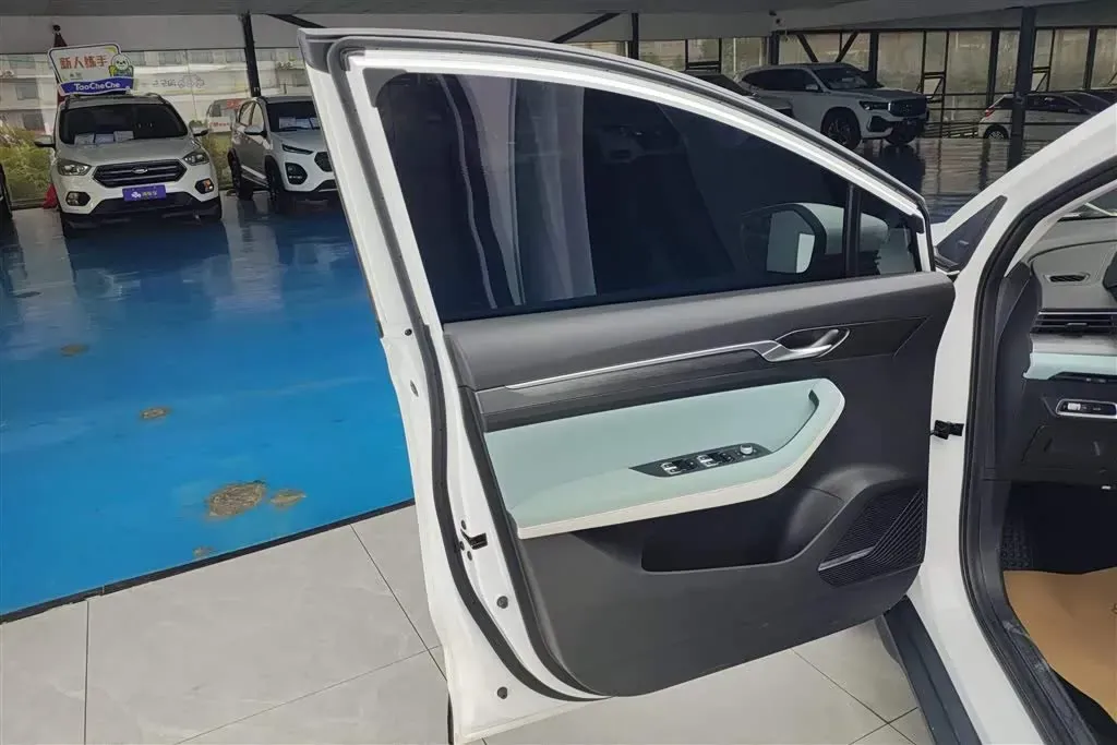 2022 Geely Emgrand S 1.4T 141HP L4 CVT,autocango,china used car exporter,china ev exporter,chinese used car exporter,chinese used ev exporter