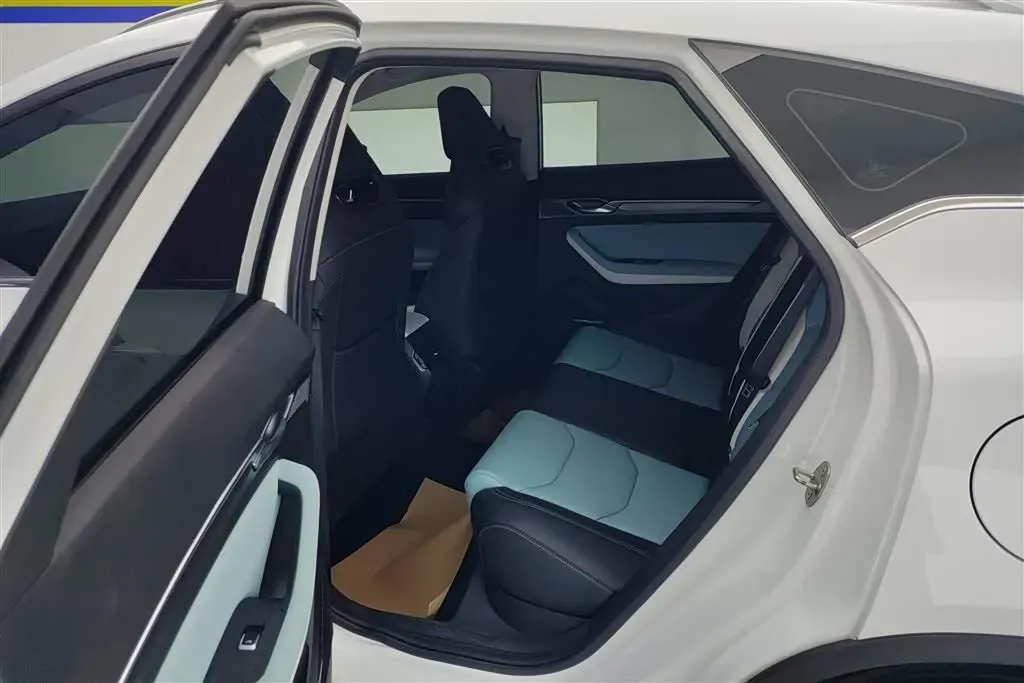 2022 Geely Emgrand S 1.4T 141HP L4 CVT,autocango,china used car exporter,china ev exporter,chinese used car exporter,chinese used ev exporter