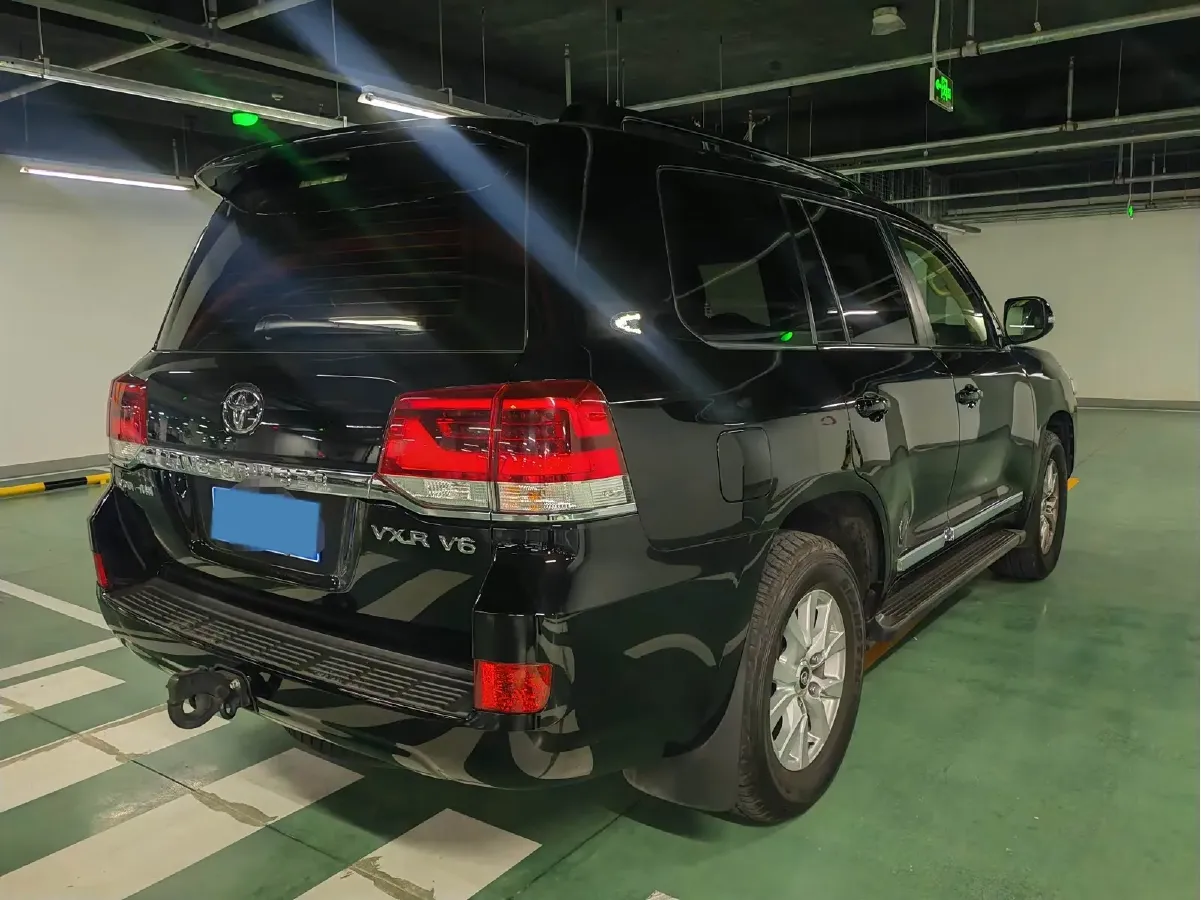 2016 Toyota Land Cruiser 4.0L 275HP V6 5AT,autocango,china used car exporter,china ev exporter,chinese used car exporter,chinese used ev exporter