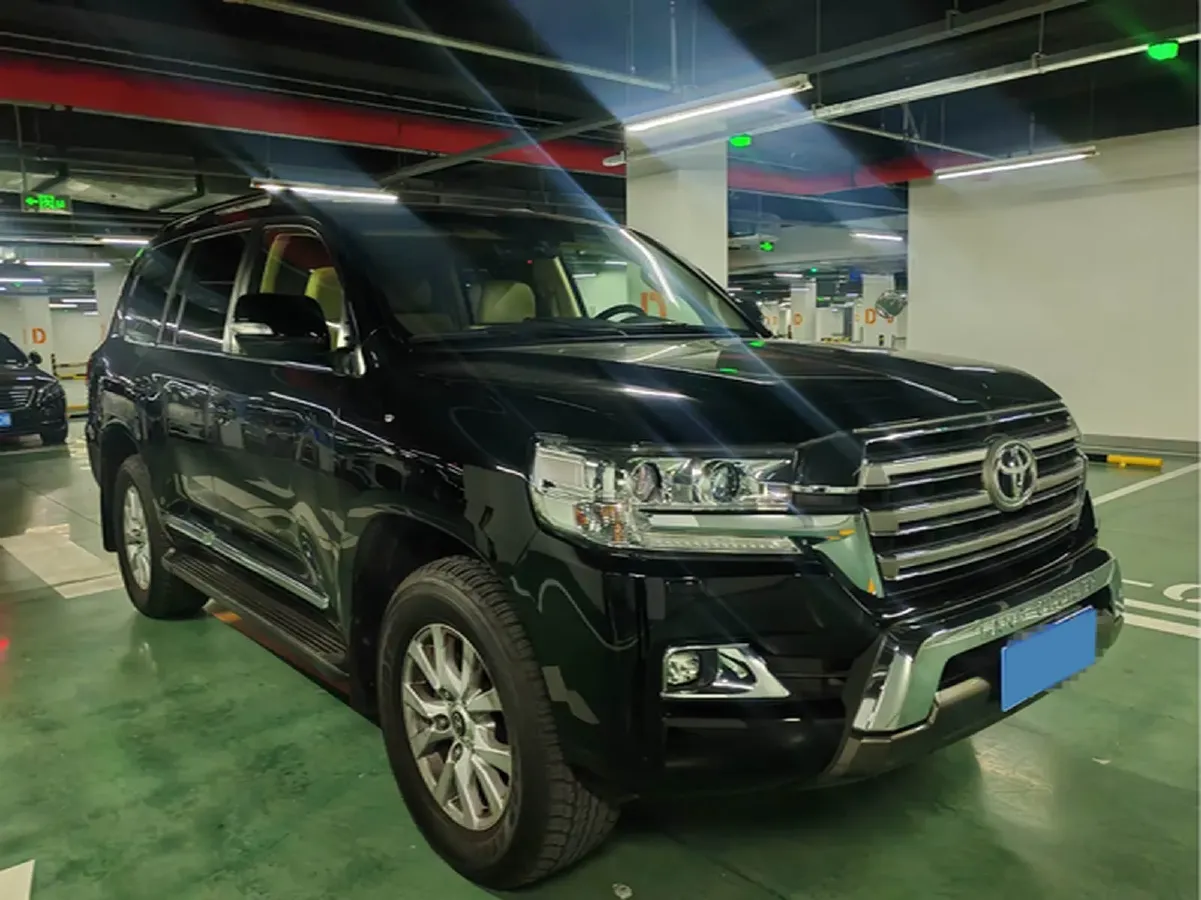 2016 Toyota Land Cruiser 4.0L 275HP V6 5AT,autocango,china used car exporter,china ev exporter,chinese used car exporter,chinese used ev exporter