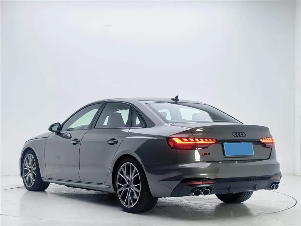 2023 Audi S4 3.0T 354HP V6 8AT,autocango,china used car exporter,china ev exporter,chinese used car exporter,chinese used ev exporter