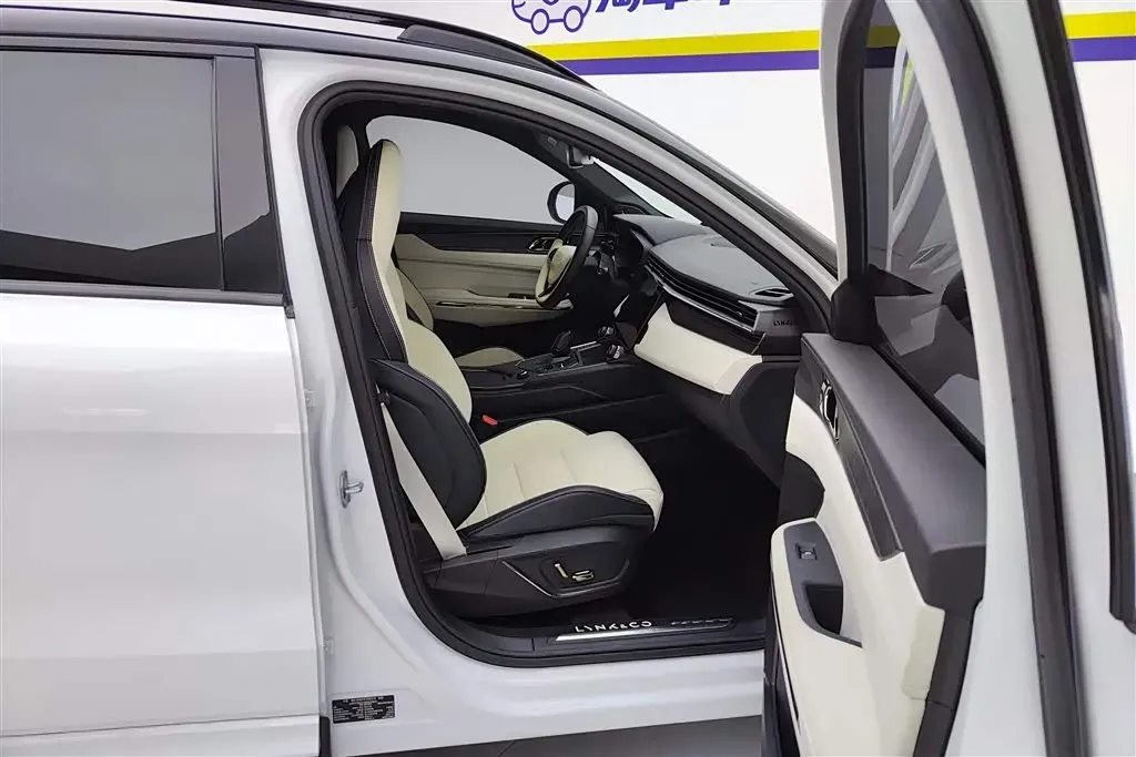 2023 LYNK&CO 01 EM-P 1.5T 150HP L3 3DHT PHEV 17.7KWH,autocango,china used car exporter,china ev exporter,chinese used car exporter,chinese used ev exporter