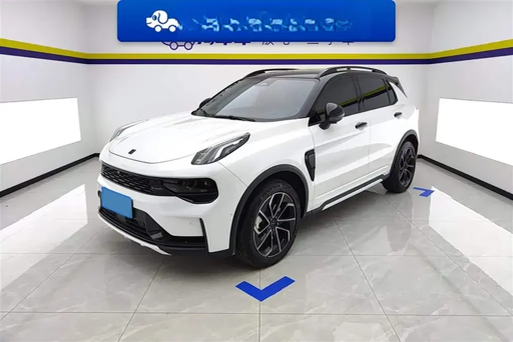 2023 LYNK&CO 01 EM-P 1.5T 150HP L3 3DHT PHEV 17.7KWH