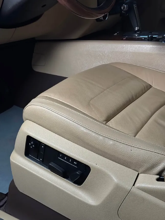 2010 Volkswagen Touareg 3.6L 280HP V6 6AT,autocango,china used car exporter,china ev exporter,chinese used car exporter,chinese used ev exporter