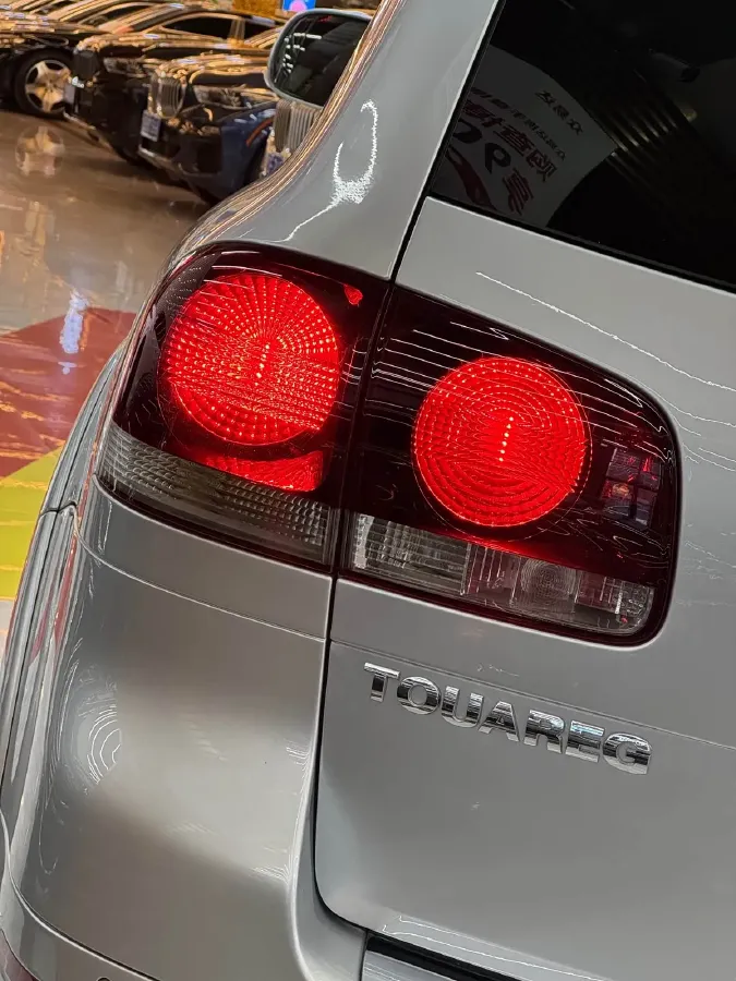 2010 Volkswagen Touareg 3.6L 280HP V6 6AT,autocango,china used car exporter,china ev exporter,chinese used car exporter,chinese used ev exporter