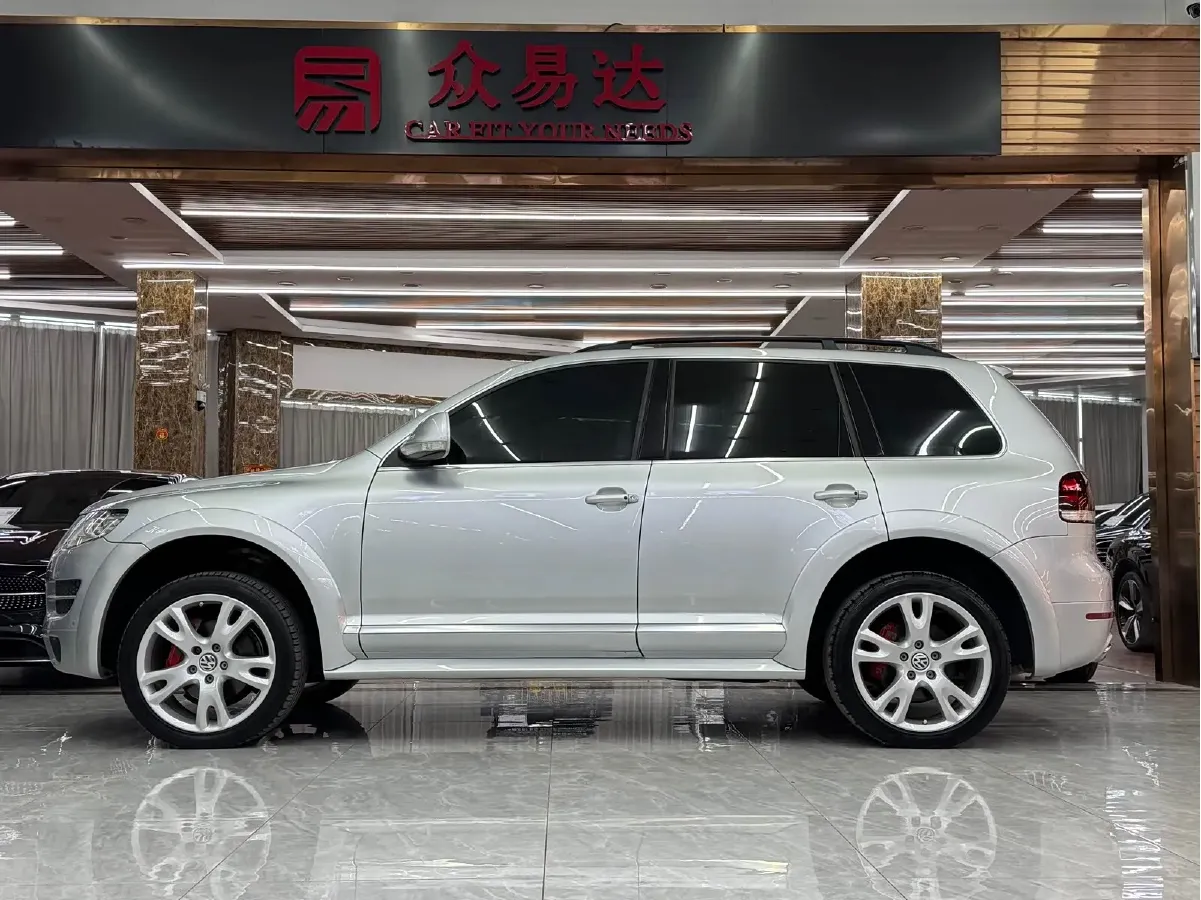2010 Volkswagen Touareg 3.6L 280HP V6 6AT,autocango,china used car exporter,china ev exporter,chinese used car exporter,chinese used ev exporter