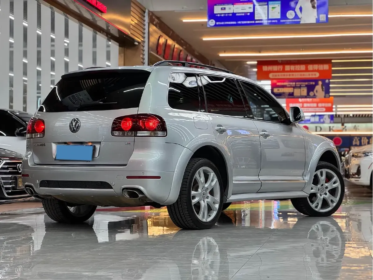 2010 Volkswagen Touareg 3.6L 280HP V6 6AT,autocango,china used car exporter,china ev exporter,chinese used car exporter,chinese used ev exporter