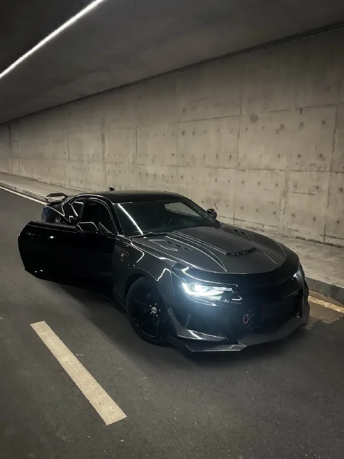 2017 Chevrolet Camaro 2.0T 275HP L4 8AT,autocango,china used car exporter,china ev exporter,chinese used car exporter,chinese used ev exporter