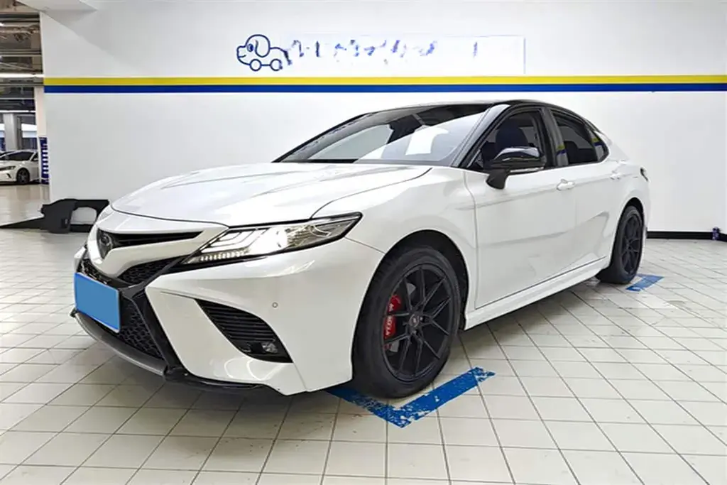 2019 Toyota Camry 2.0L 178HP L4 CVT