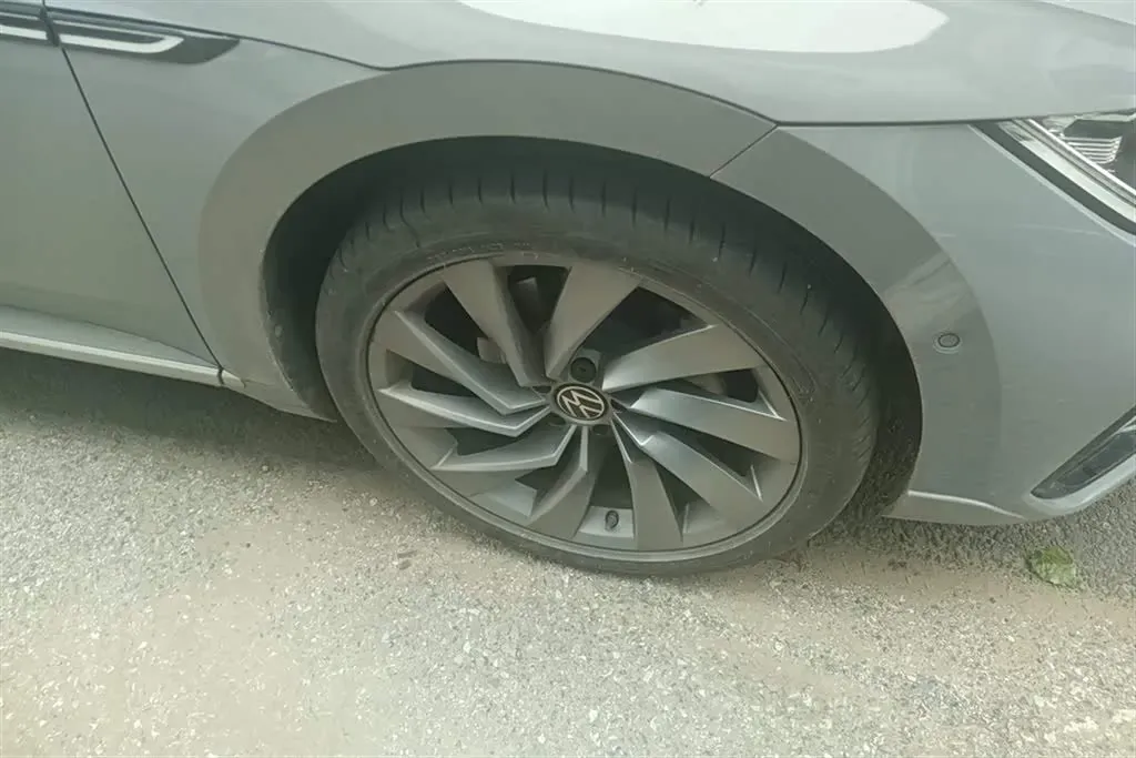 2021 Volkswagen CC 2.0T 220HP L4 7DCT,autocango,china used car exporter,china ev exporter,chinese used car exporter,chinese used ev exporter