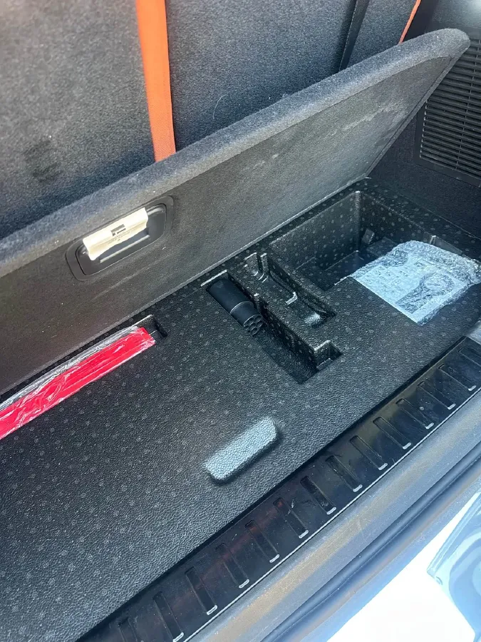 2023 ROX 01 1.5T 152HP L4 REEV 56.01KWH,autocango,china used car exporter,china ev exporter,chinese used car exporter,chinese used ev exporter