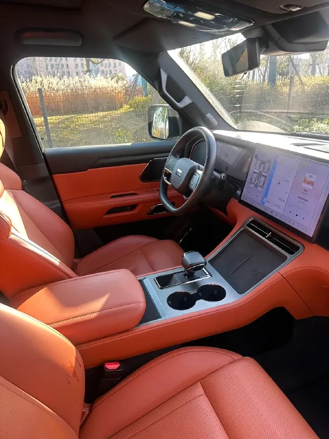 2023 ROX 01 1.5T 152HP L4 REEV 56.01KWH,autocango,china used car exporter,china ev exporter,chinese used car exporter,chinese used ev exporter