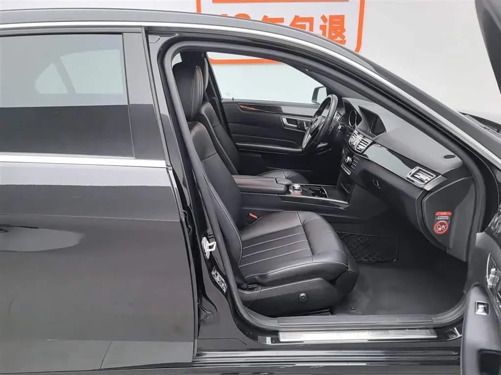 2015 Mercedes-Benz E Class 2.0T 211HP L4 7AT,autocango,china used car exporter,china ev exporter,chinese used car exporter,chinese used ev exporter