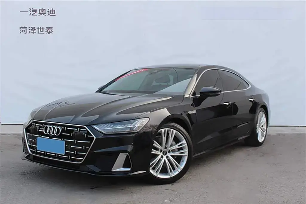 2025 Audi A7L 2.0T 245HP L4 7DCT