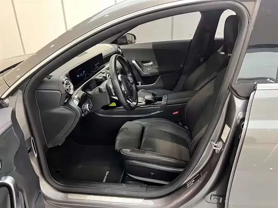 2023 Mercedes-Benz CLA Class 1.3T 163HP L4 7DCT,autocango,china used car exporter,china ev exporter,chinese used car exporter,chinese used ev exporter