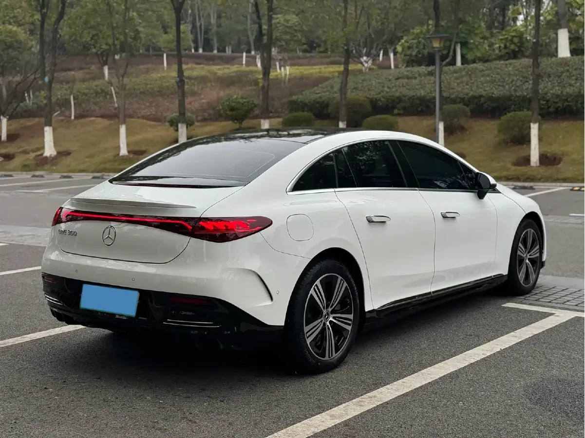 2022 Mercedes-Benz EQE Class BEV 96.1KWH,autocango,china used car exporter,china ev exporter,chinese used car exporter,chinese used ev exporter