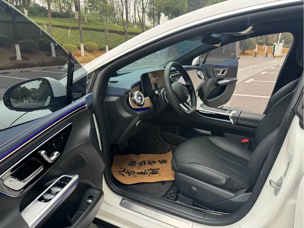 2022 Mercedes-Benz EQE Class BEV 96.1KWH,autocango,china used car exporter,china ev exporter,chinese used car exporter,chinese used ev exporter