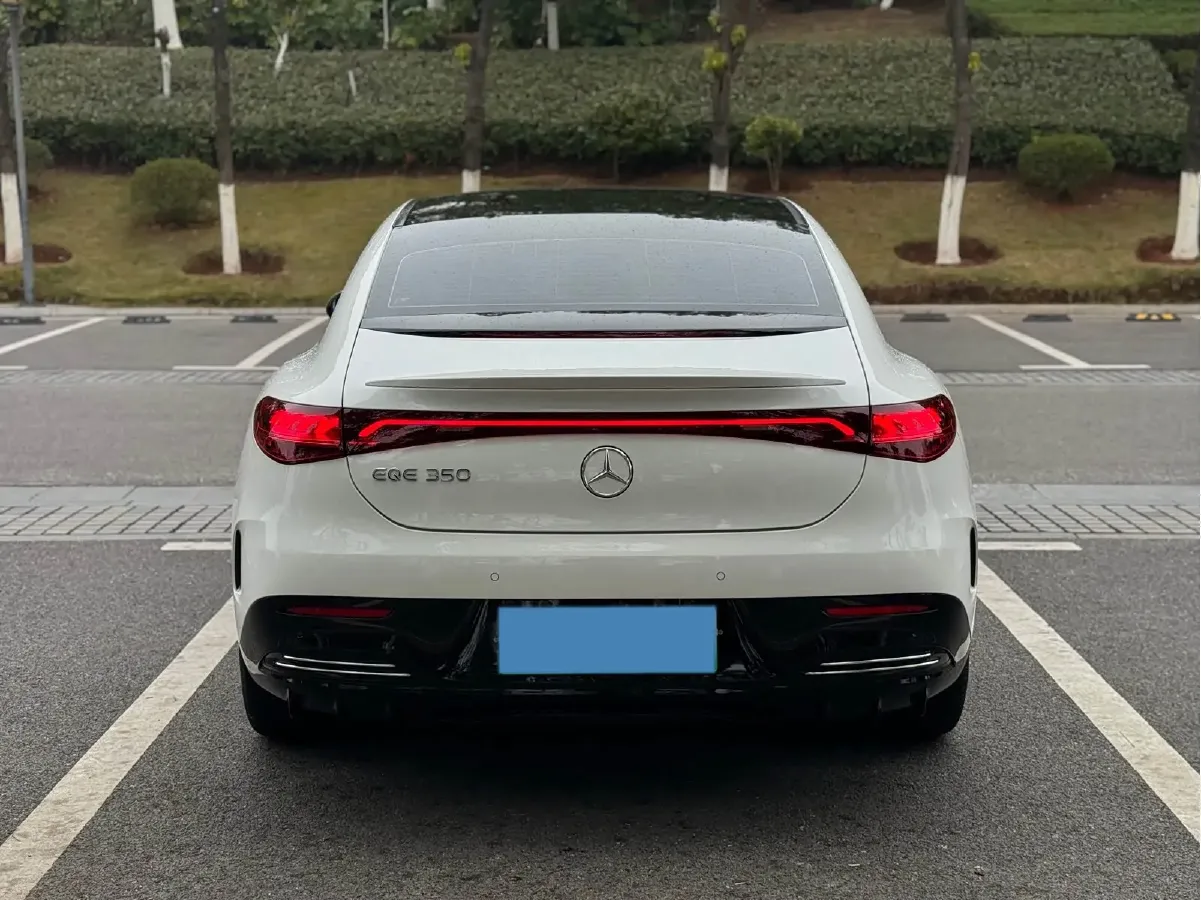 2022 Mercedes-Benz EQE Class BEV 96.1KWH,autocango,china used car exporter,china ev exporter,chinese used car exporter,chinese used ev exporter