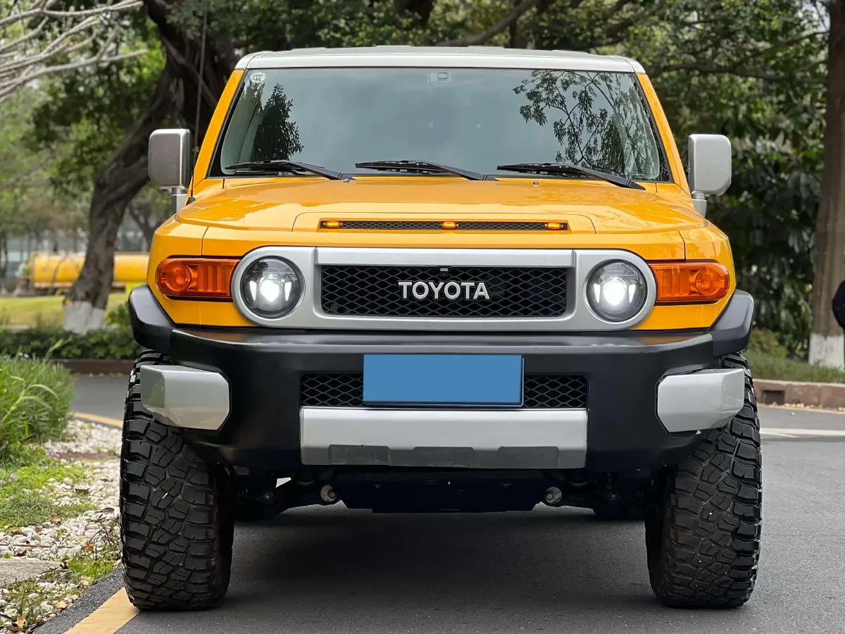 2007 Toyota FJ Cruiser 4.0L 244HP V6 5AT,autocango,china used car exporter,china ev exporter,chinese used car exporter,chinese used ev exporter