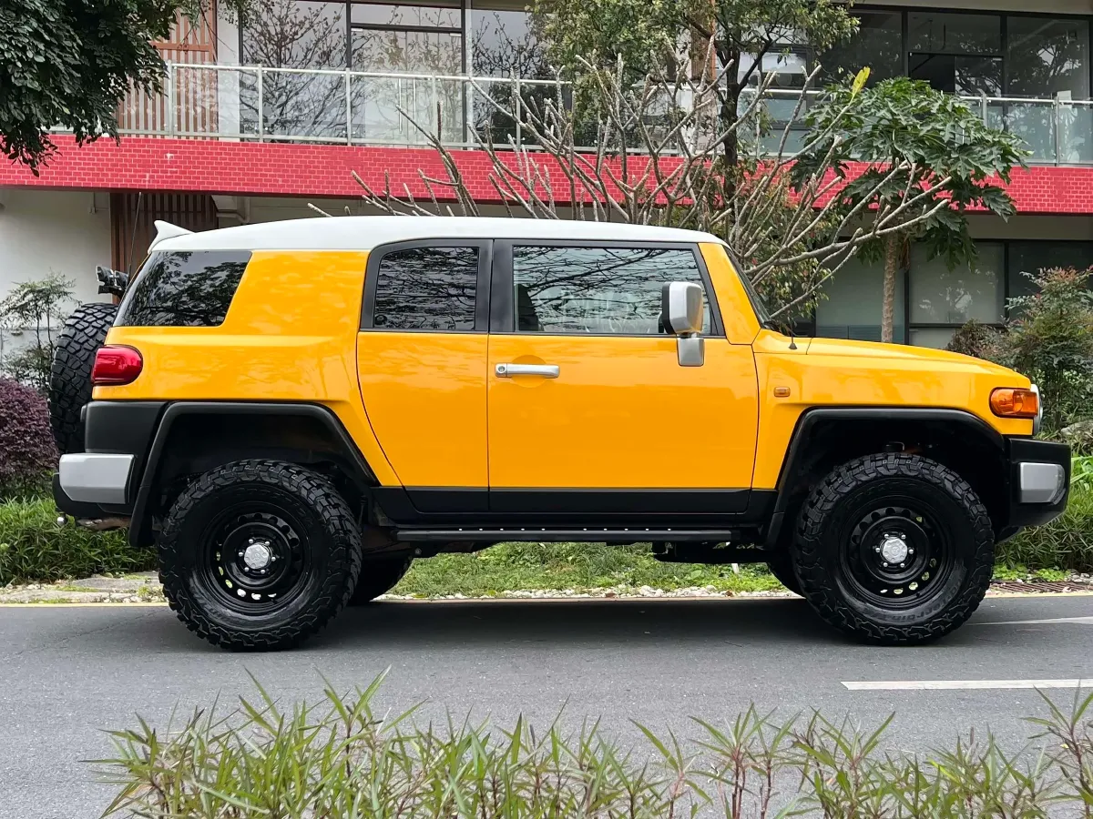 2007 Toyota FJ Cruiser 4.0L 244HP V6 5AT,autocango,china used car exporter,china ev exporter,chinese used car exporter,chinese used ev exporter