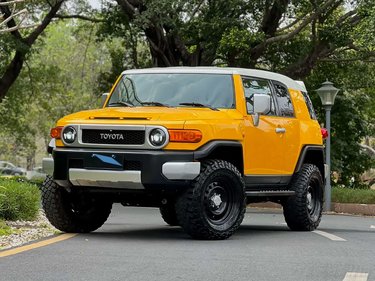 2007 Toyota FJ Cruiser 4.0L 244HP V6 5AT,autocango,china used car exporter,china ev exporter,chinese used car exporter,chinese used ev exporter