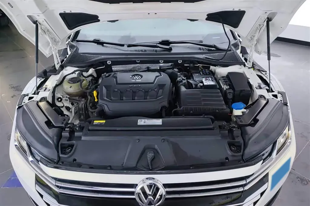 2020 Volkswagen CC 2.0T 186HP L4 7DCT,autocango,china used car exporter,china ev exporter,chinese used car exporter,chinese used ev exporter