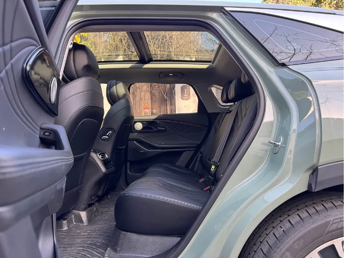 2023 Exceed RX 2.0T 261HP L4 7DCT,autocango,china used car exporter,china ev exporter,chinese used car exporter,chinese used ev exporter