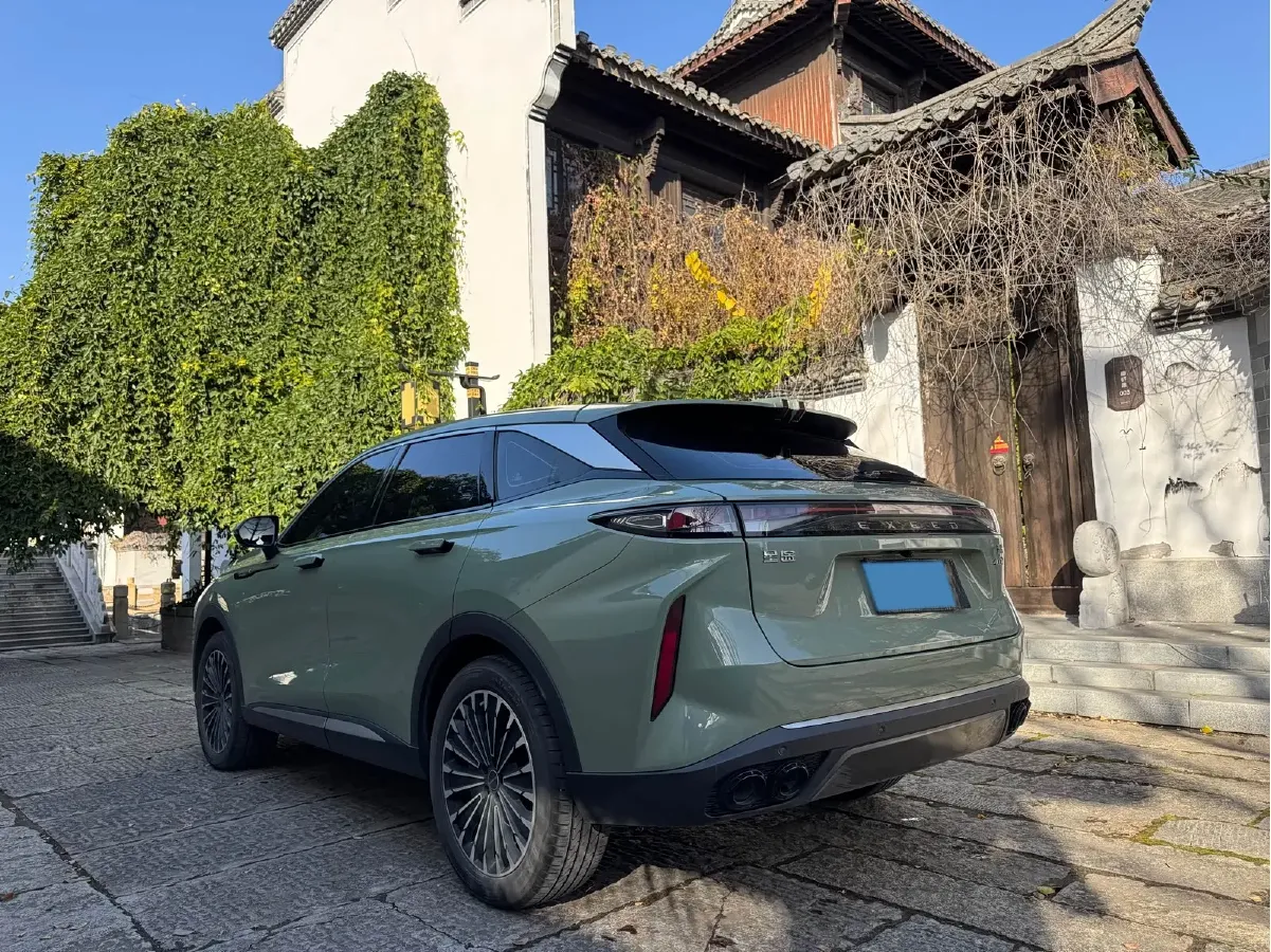 2023 Exceed RX 2.0T 261HP L4 7DCT,autocango,china used car exporter,china ev exporter,chinese used car exporter,chinese used ev exporter