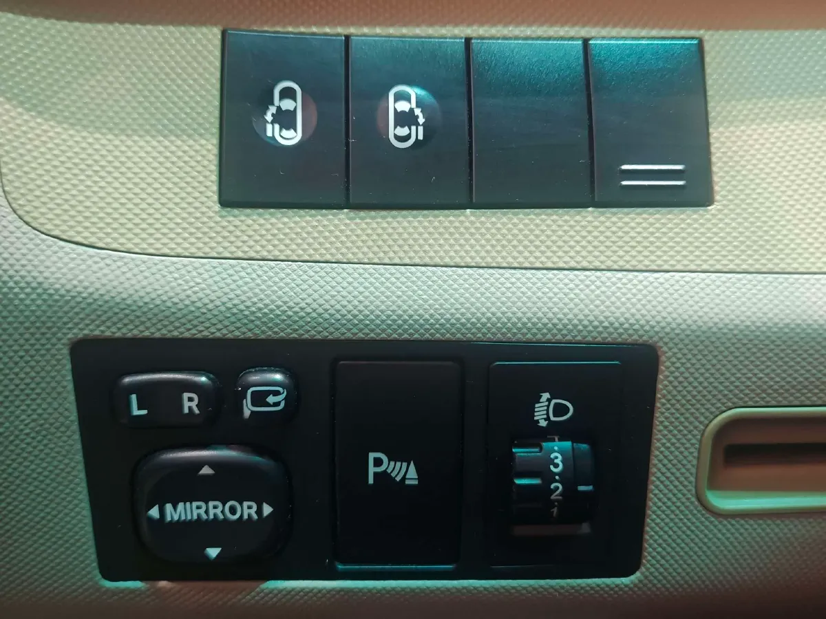 2015 BYD M6 2.4L 167HP L4 6DCT,autocango,china used car exporter,china ev exporter,chinese used car exporter,chinese used ev exporter