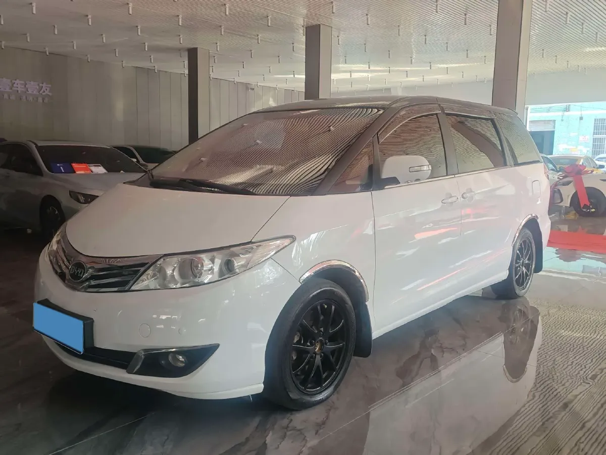2015 BYD M6 2.4L 167HP L4 6DCT,autocango,china used car exporter,china ev exporter,chinese used car exporter,chinese used ev exporter
