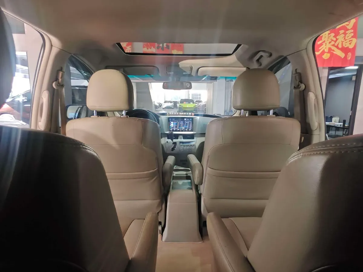 2015 BYD M6 2.4L 167HP L4 6DCT,autocango,china used car exporter,china ev exporter,chinese used car exporter,chinese used ev exporter