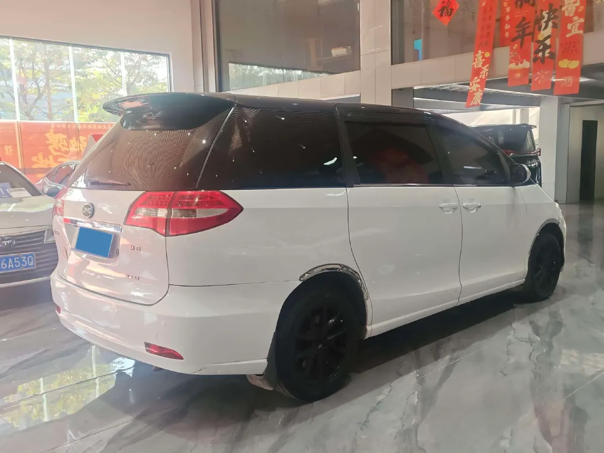 2015 BYD M6 2.4L 167HP L4 6DCT,autocango,china used car exporter,china ev exporter,chinese used car exporter,chinese used ev exporter