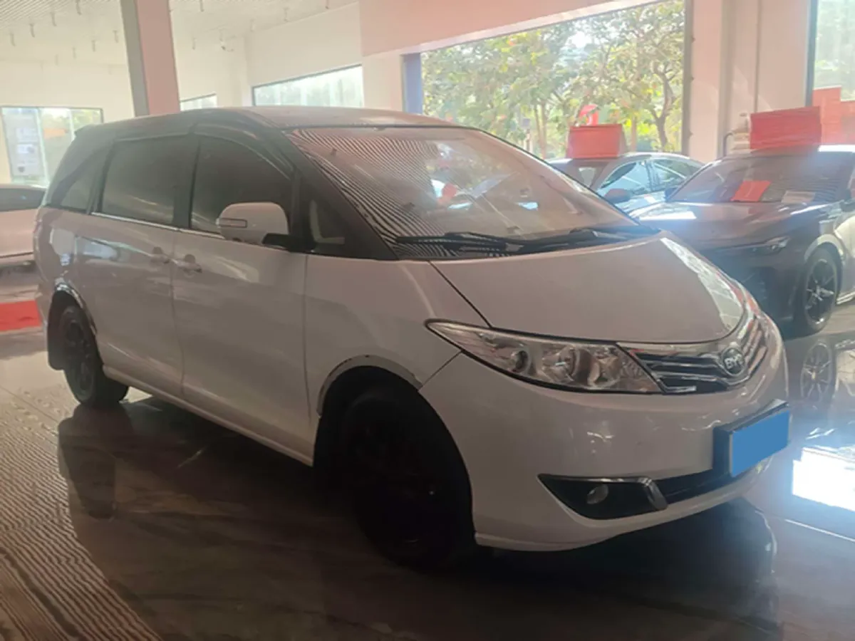 2015 BYD M6 2.4L 167HP L4 6DCT,autocango,china used car exporter,china ev exporter,chinese used car exporter,chinese used ev exporter
