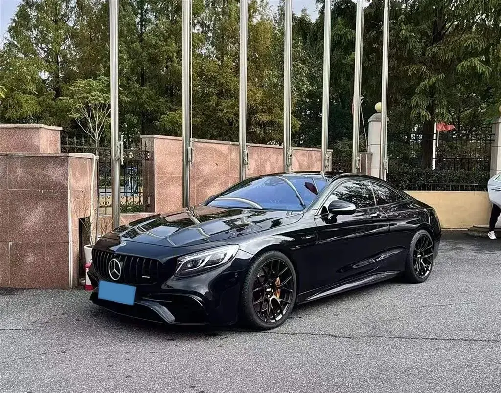 2015 Mercedes-Benz S AMG 5.5T 585HP V8 7AT