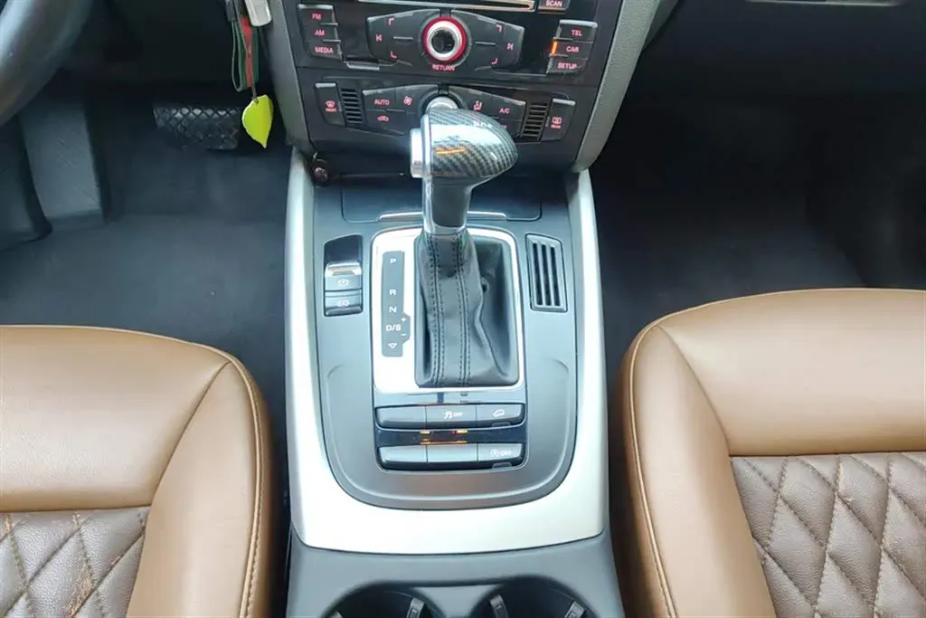 2016 Audi Q5 2.0T 224HP L4 8AT,autocango,china used car exporter,china ev exporter,chinese used car exporter,chinese used ev exporter