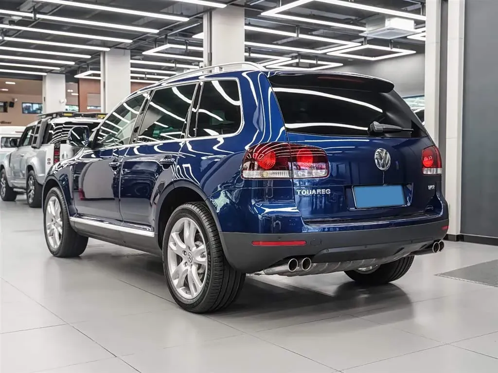 2008 Volkswagen Touareg 6.0L 450HP W12 6AT,autocango,china used car exporter,china ev exporter,chinese used car exporter,chinese used ev exporter
