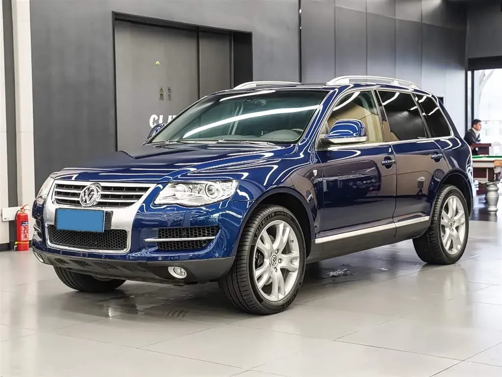 2008 Volkswagen Touareg 6.0L 450HP W12 6AT,autocango,china used car exporter,china ev exporter,chinese used car exporter,chinese used ev exporter